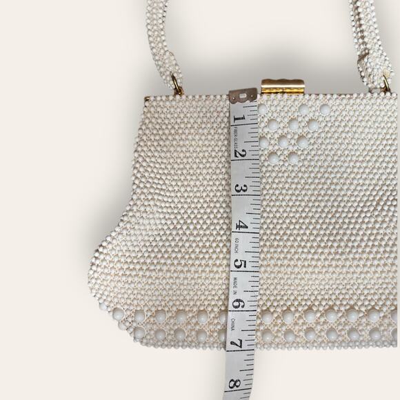 vintage ivory clam shell beaded Hand bag - Picture 5 of 7
